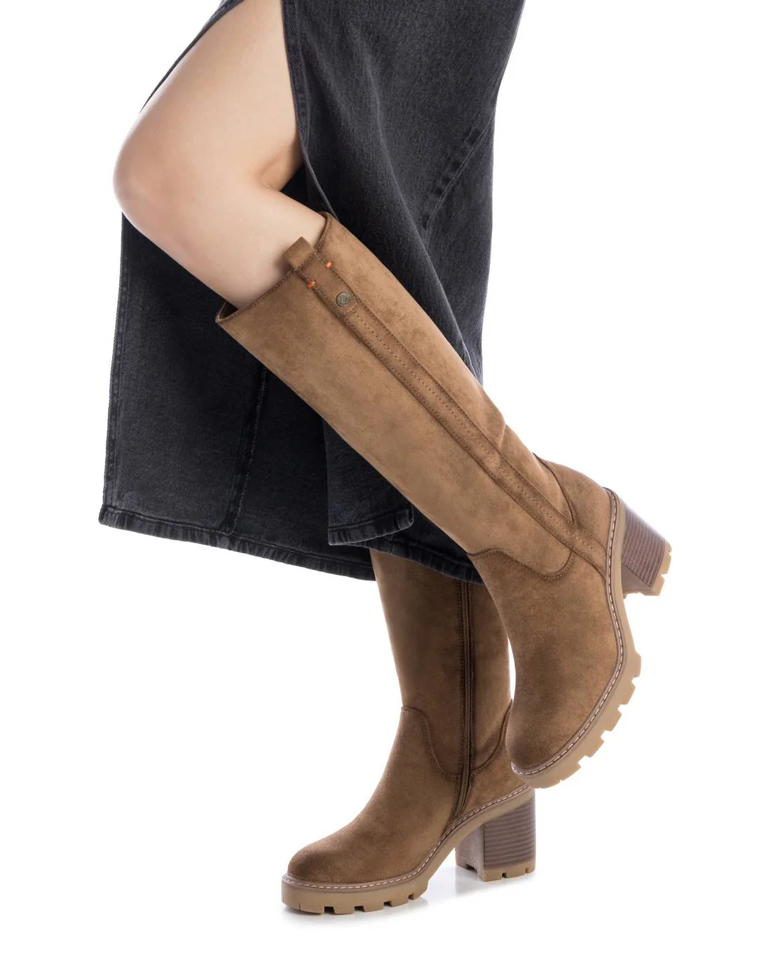 Bota de mujer con tacón Refresh 17303301 - Image 2