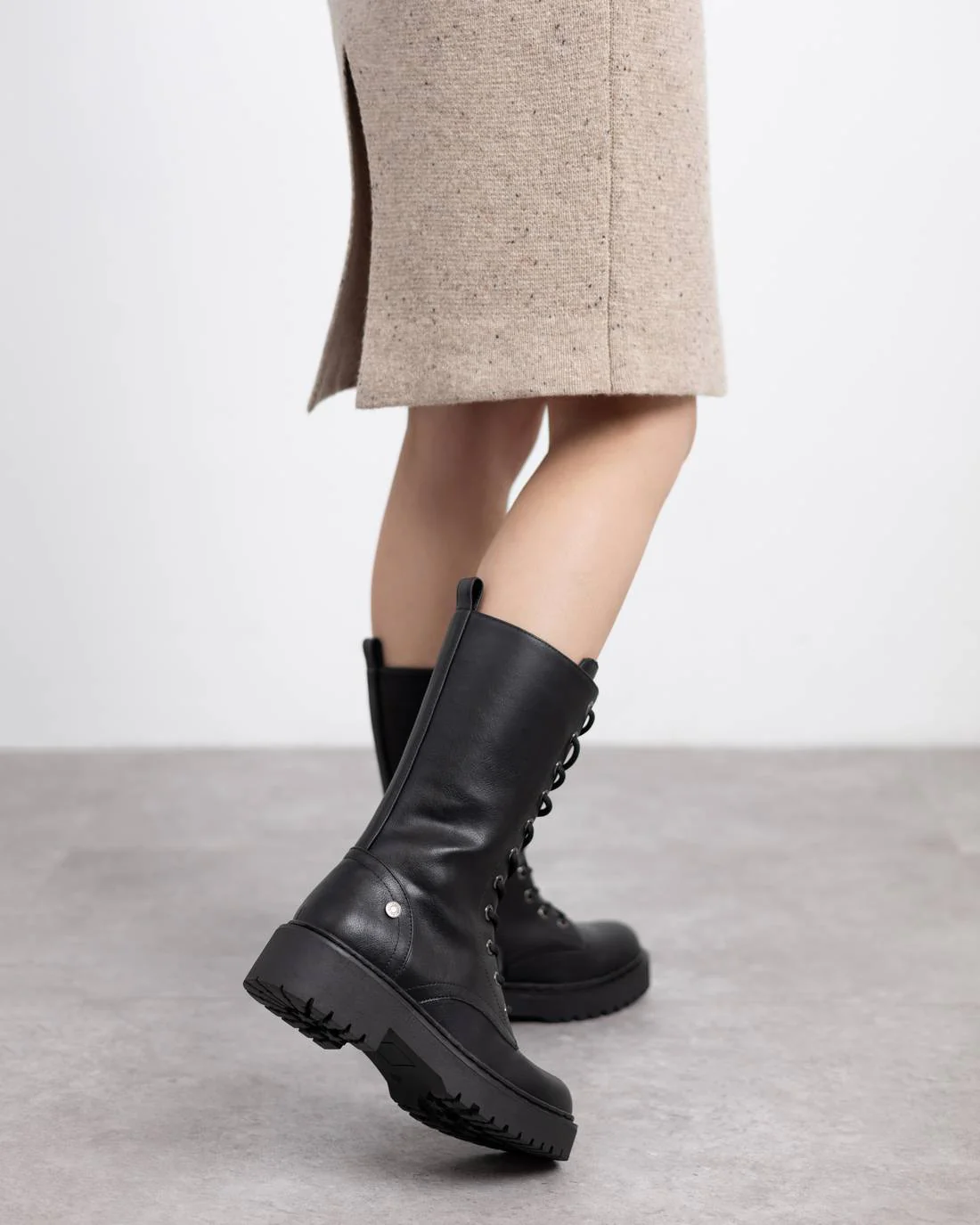 Bota de mujer plano Refresh 17308201 - Image 6