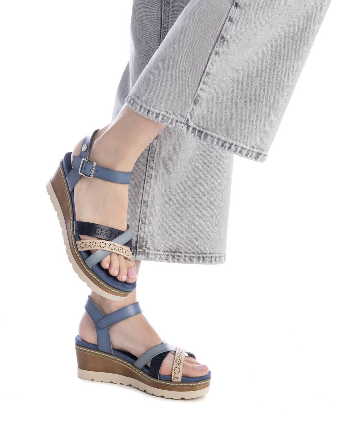 SANDALIA DE MUJER REFRESH 17268203 - Image 2
