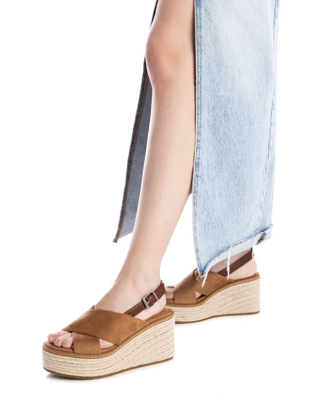 SANDALIA DE MUJER REFRESH 17257904 - Image 2